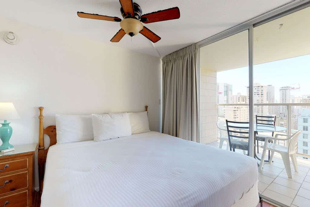 Waikiki condo with lanai, mountain views, pool, hot tub, & sauna