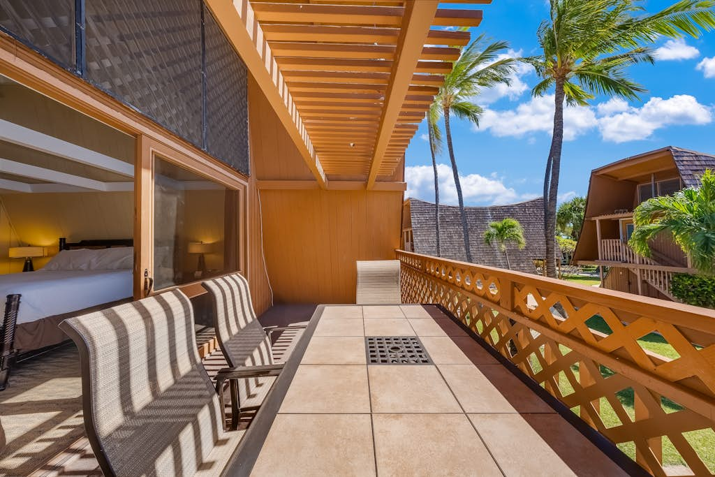 Vacasa at Hotel Molokai 202