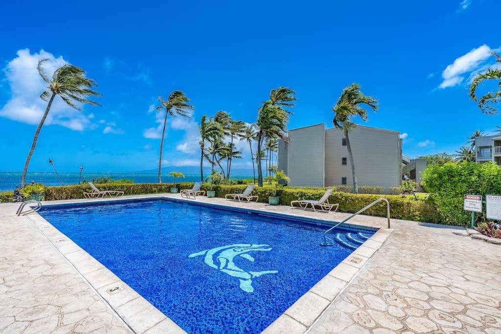 Dreamy oceanfront resort condo with pool, tennis courts, & beach access