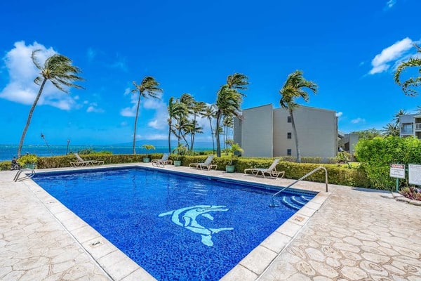Dreamy oceanfront resort condo with pool, tennis courts, & beach access