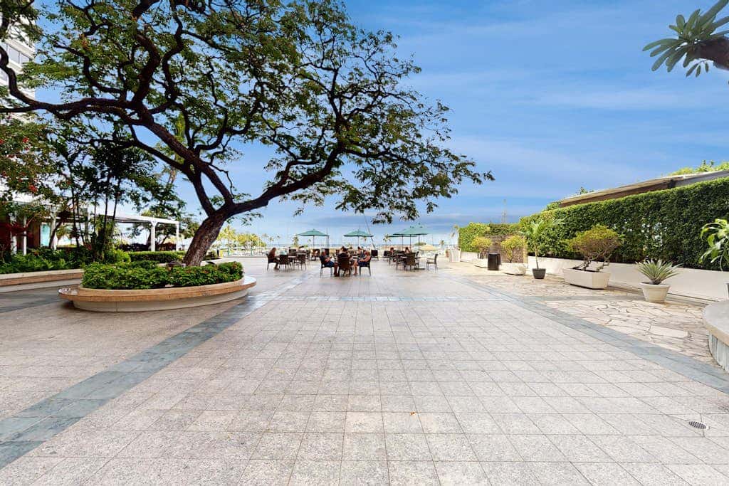 Ilikai Hotel 1133