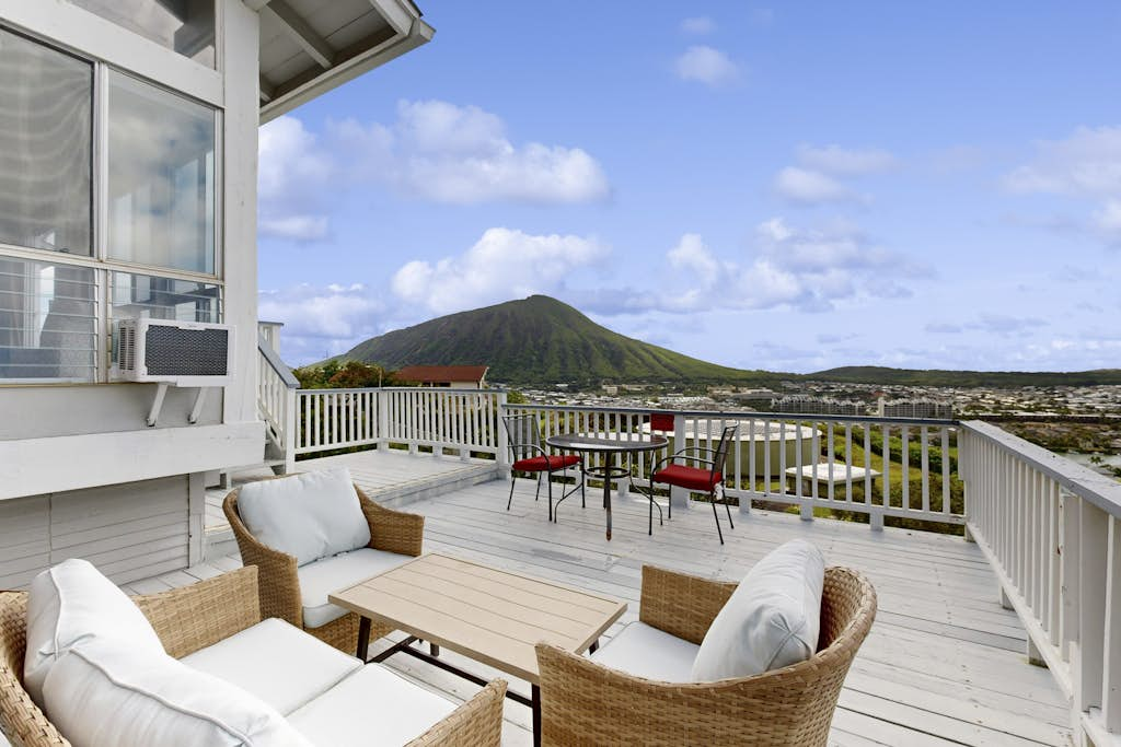 Hawaii Kai Dream - 30-Night Minimum