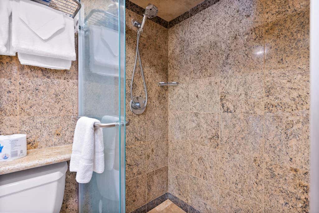 Ilikai Hotel 838