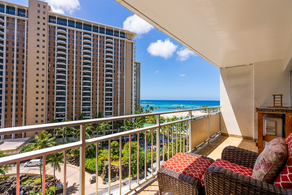 Ilikai Hotel 838