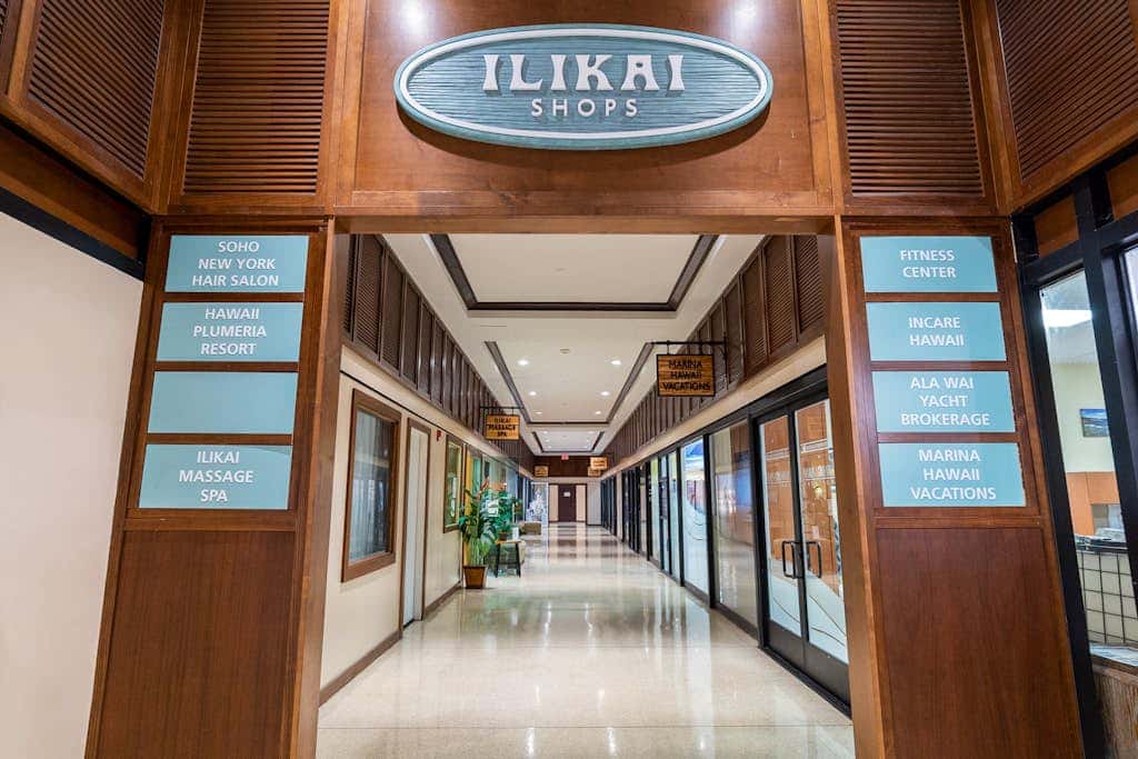 Ilikai Hotel 838