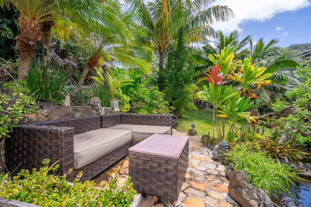 Home with ocean views, studio, large lanai, koi pond, washer/dryer