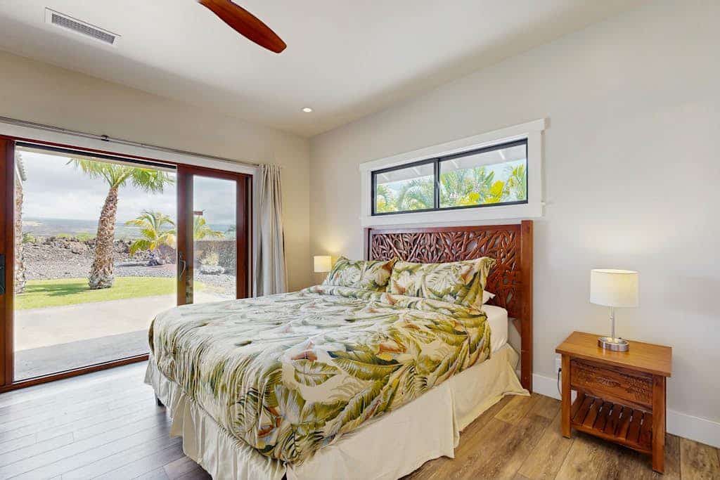 Mountain view home with outdoor shower - Triathlon Retreat