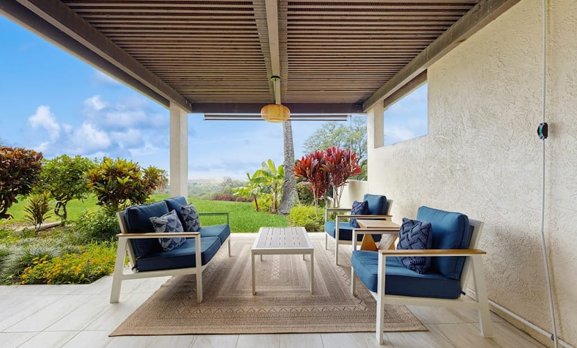Ground floor unit w/ golf and ocean views, three pools and tennis on site