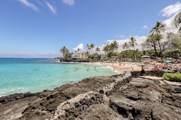 Ground floor unit w/ golf and ocean views, three pools and tennis on site
