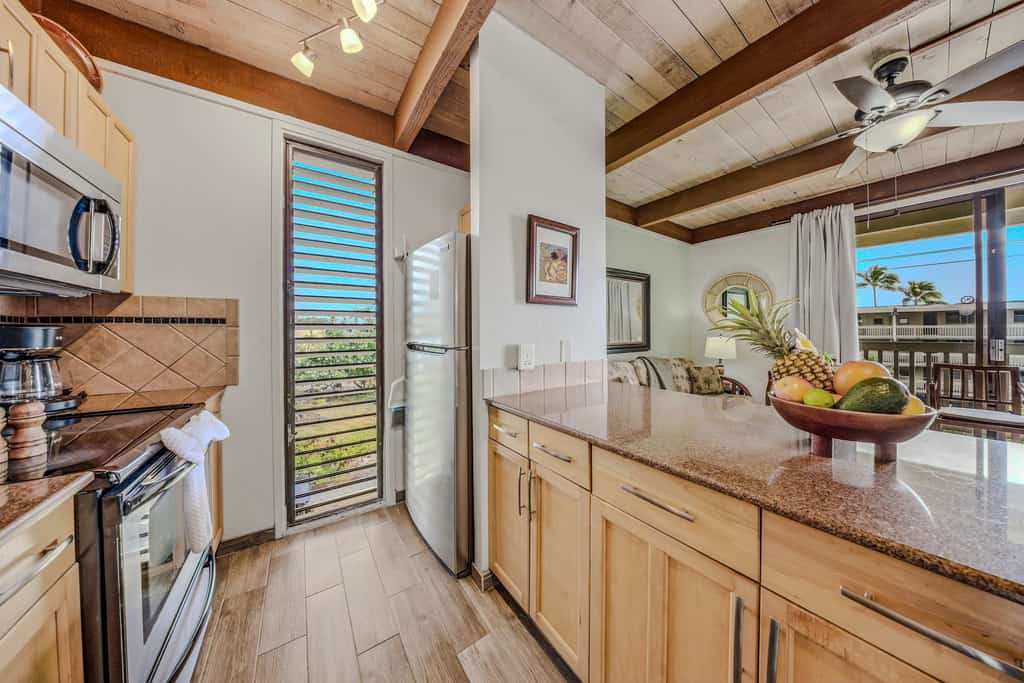 Renovated home across the street from the beach with shared pool & hot tub