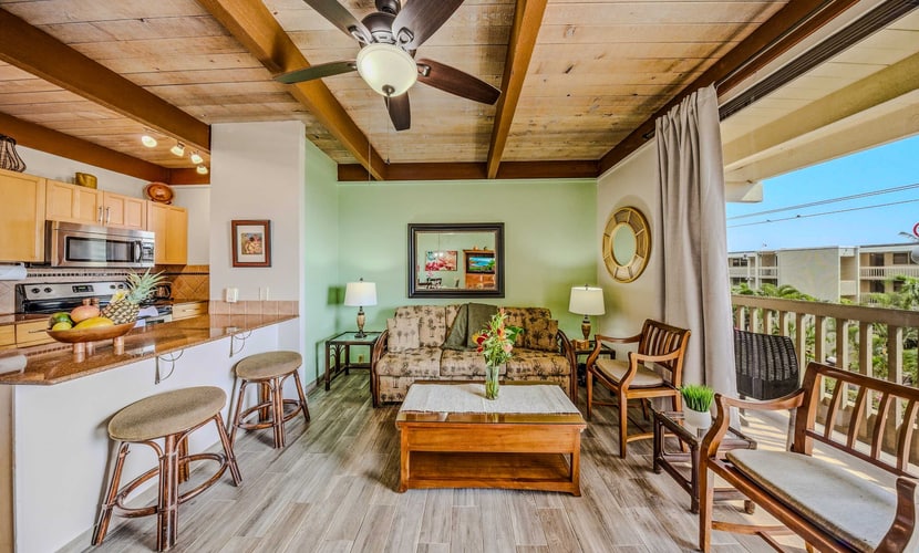 Renovated home across the street from the beach with shared pool & hot tub