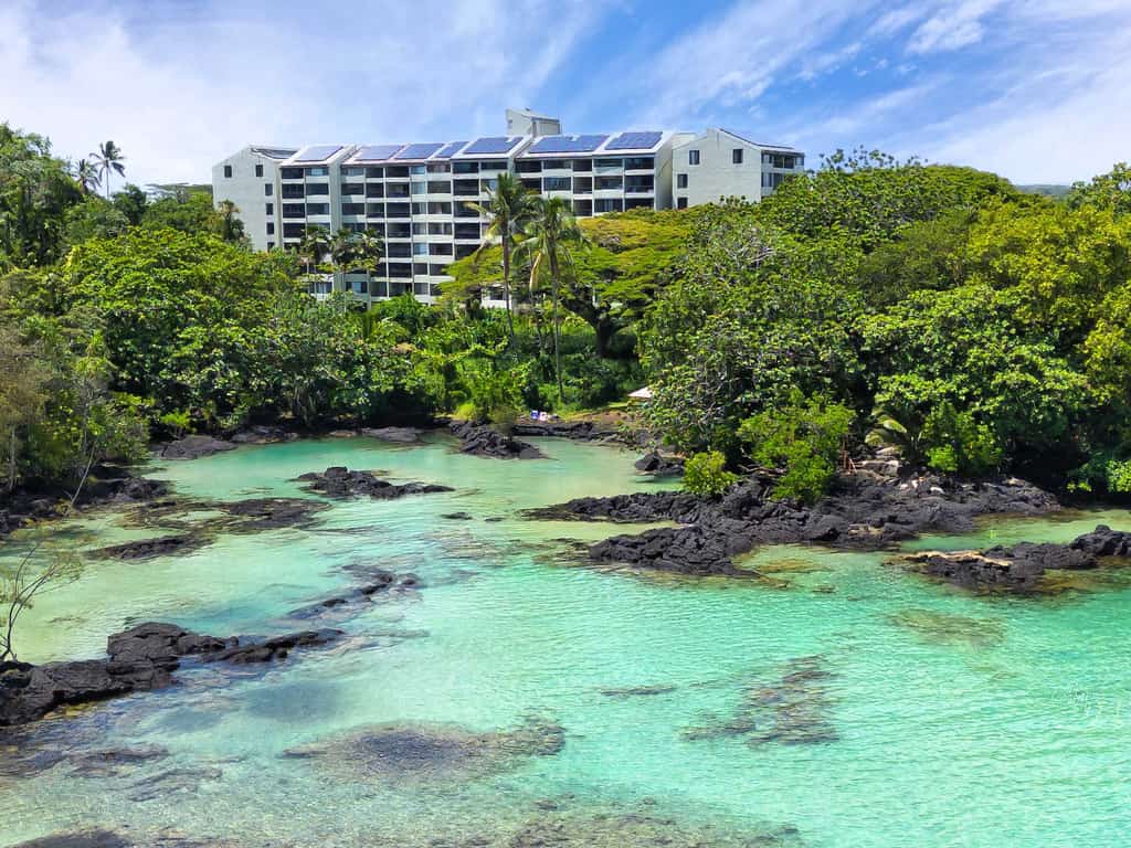 Classic Mid-Century Condo near the Ocean w/Private Lanai & Shared Pool