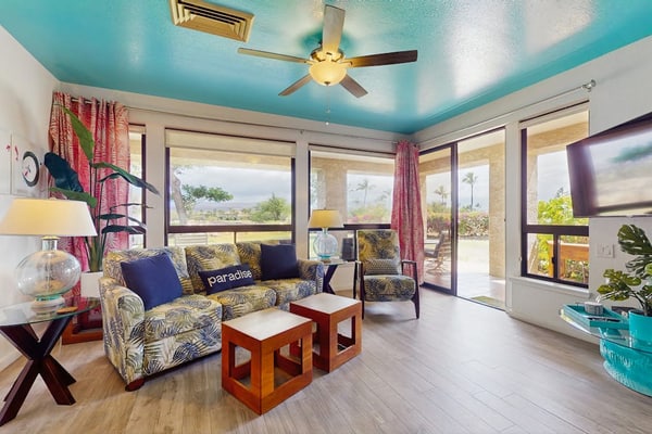 Large ground-floor condo with a pool, hot tub, fitness room, & tennis