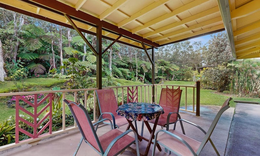 Two charming homes on one lot - nature walks, meditation spots and gardens