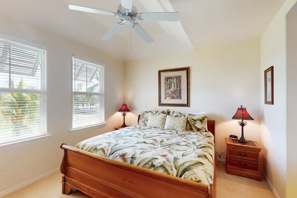 Waikoloa Resort gem with pool, hot tub & balcony - 1 mile to beach