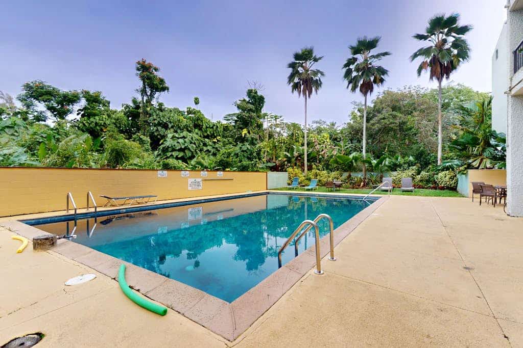 Sleek Waterfront Condo w/ a Shared Pool, Fast WiFi, & a Full Kitchen