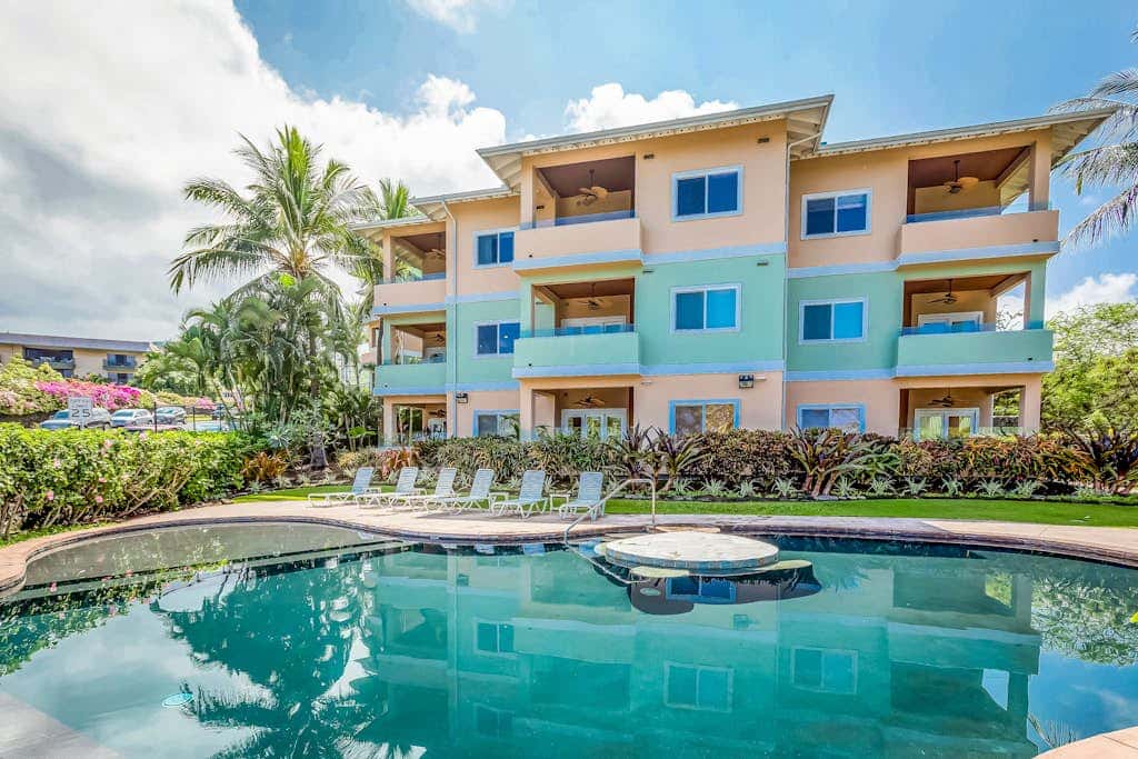 Kahaluu Beach Villas 1-203