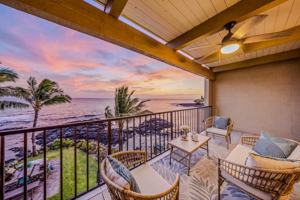 Oceanfront condo with washer/dryer, pool, hot tub & views