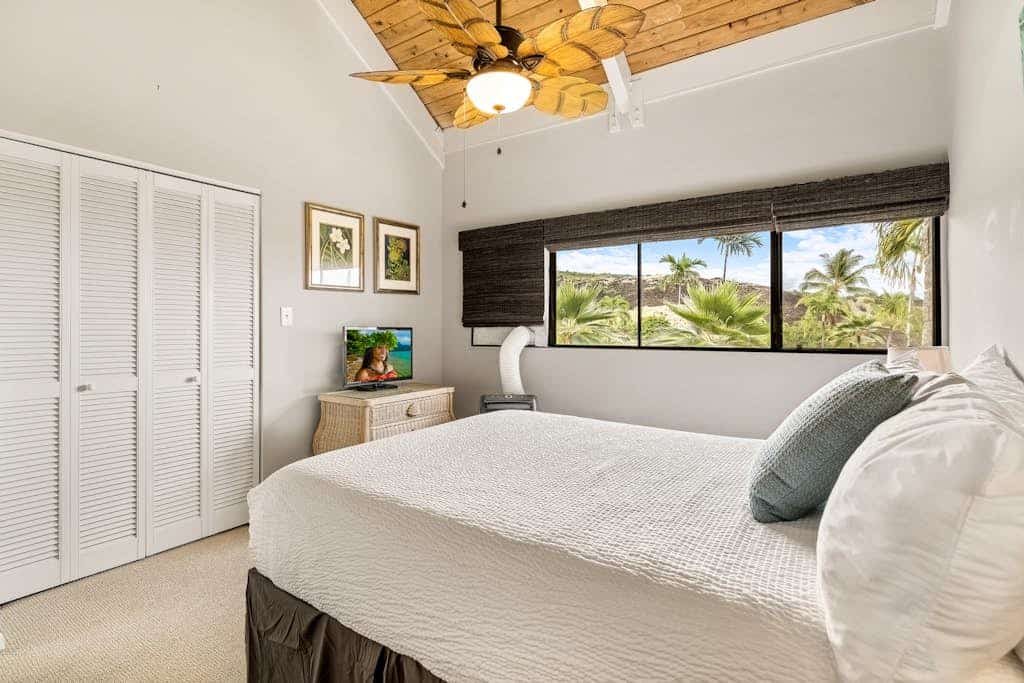 Ocean & Golf View Loft-Condo with WiFi, Lanai, Grill, Full Kitchen, Pool/Spa