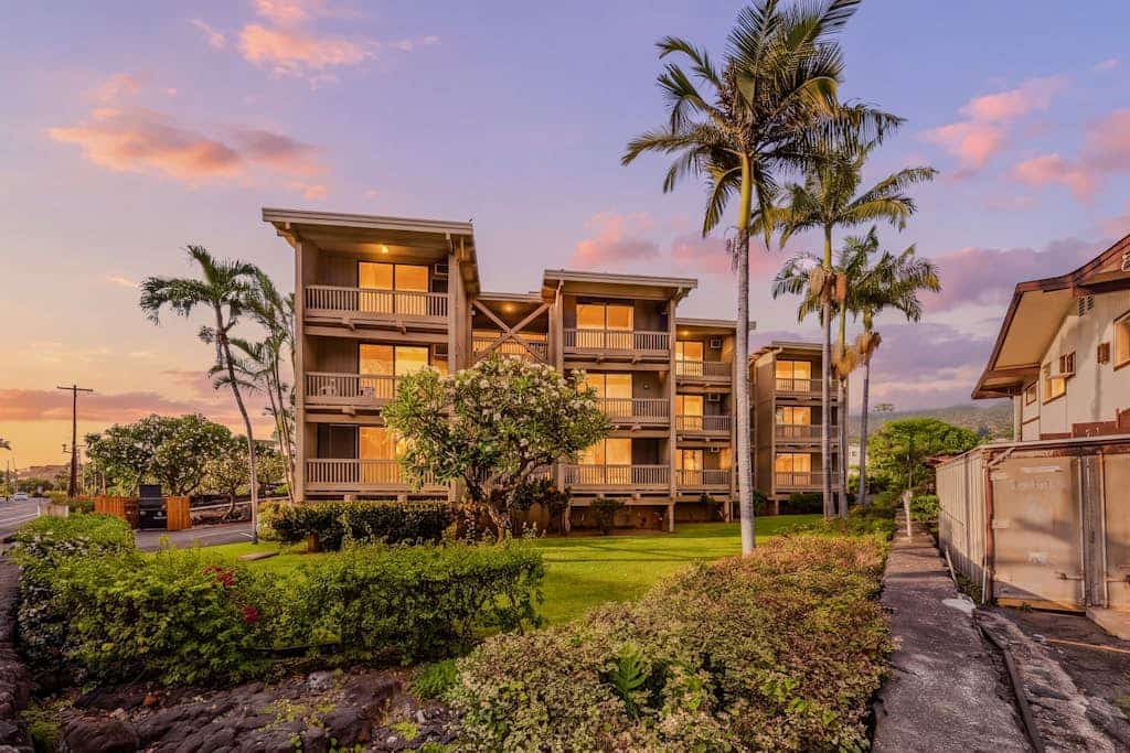 Kona Bali Kai studio w/pool, spa, & WiFi - steps to Banyan Surf Beach