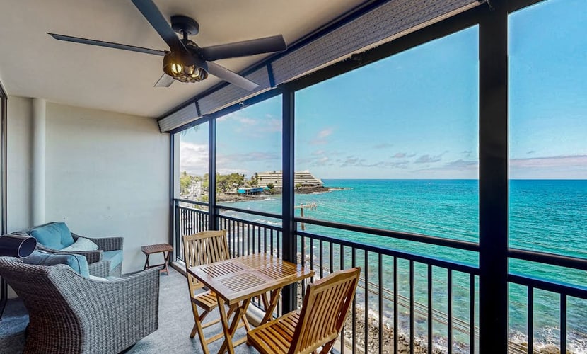Snowbird-friendly condo with ocean view, pool, washer/dryer, lanai, & grill
