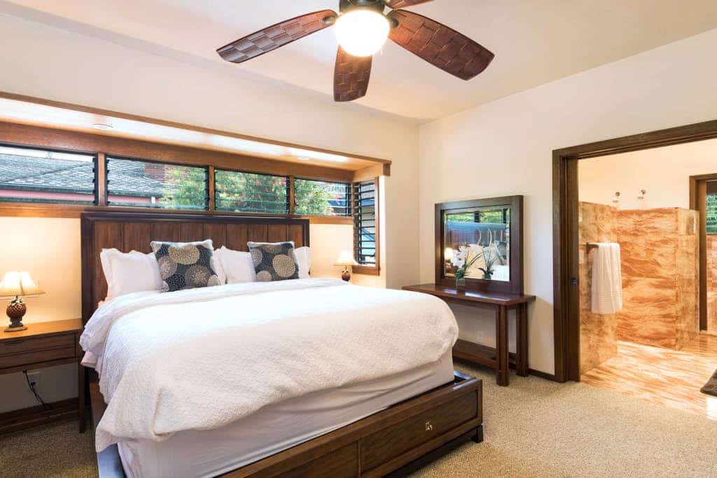 Spacious tropical estate with lanais - located just steps from the beach