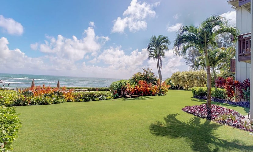 Oceanfront condo w/ private lanai, amazing views & pool access - steps to beach