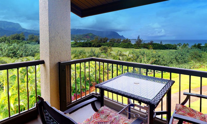 Corner condo with lanai, views of Bali Hai & ocean, AC, 2 pools & tennis courts