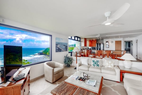 Wonderful home at Puu Poa w/stunning Bali Hai views, shared pool, private W/D