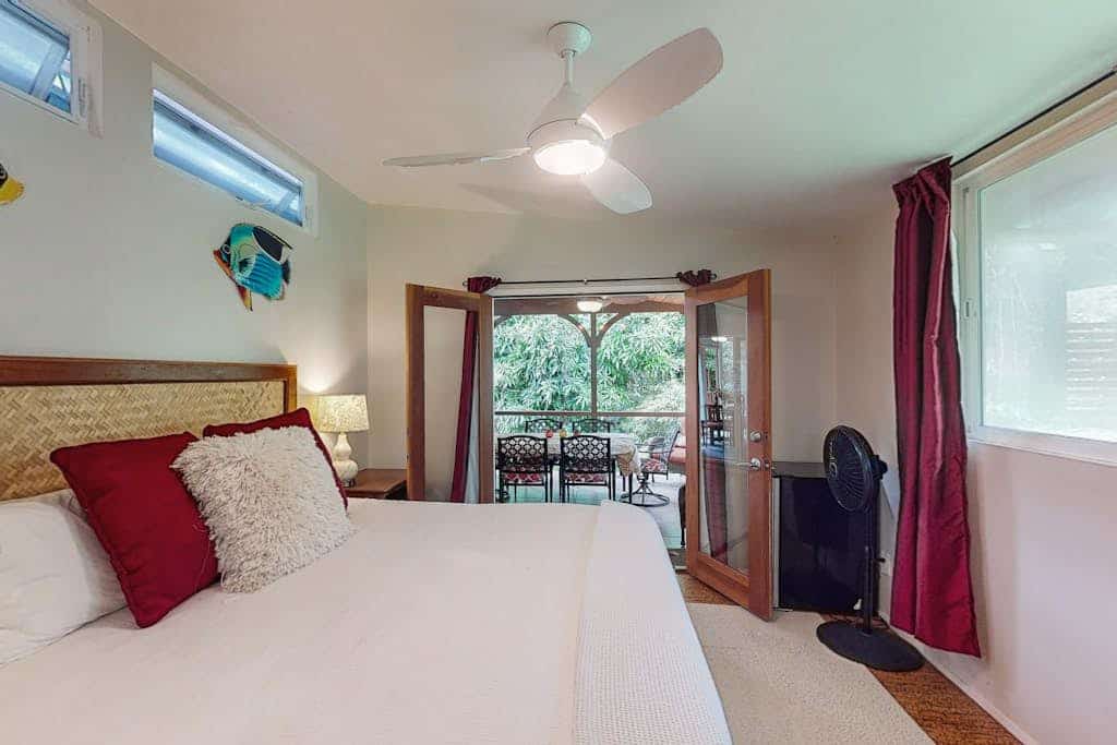 Tranquil Island Escape | Walk to Kehena Beach | Washer & dryer, WiFi