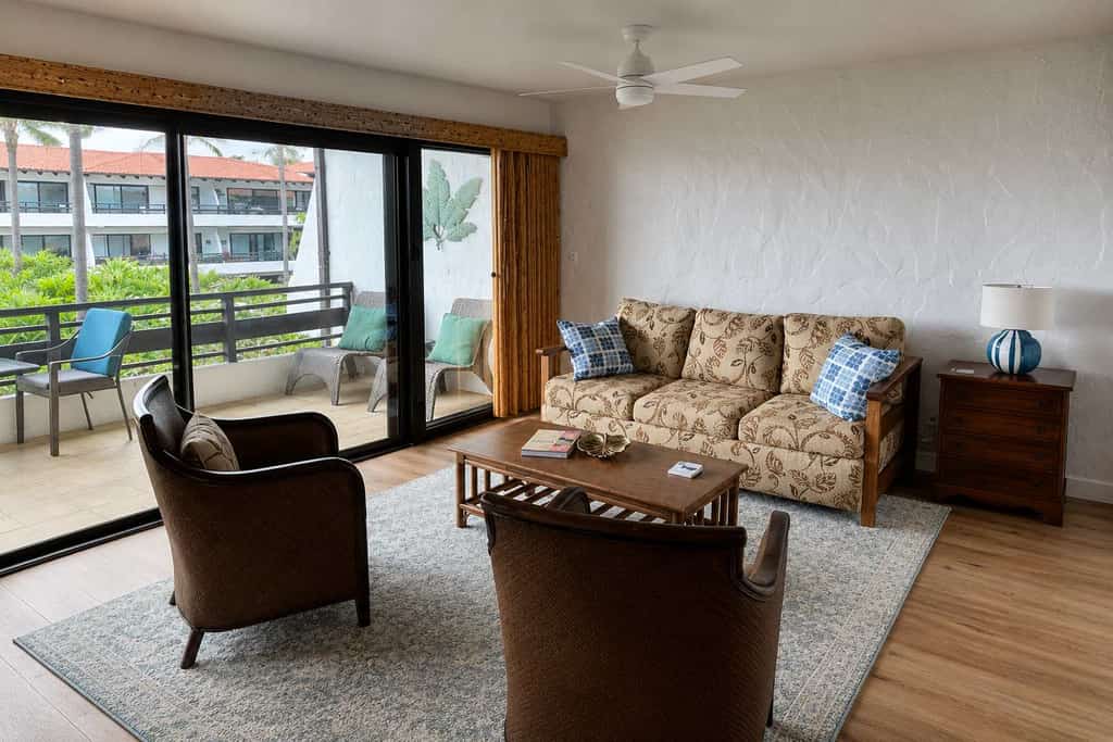 Newly Renovated Oceanfront Condo with shared pools, private beach, balcony, W/D, and AC
