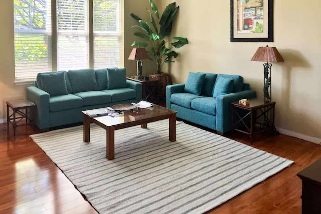 Fabulous condo with 2 lanais, pools, hot tubs, tennis & gym - near beach