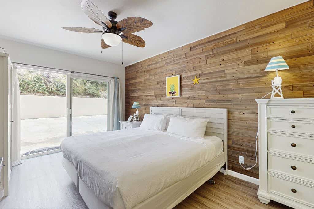 Beautiful home with incredible views, large deck & yard, pool, private hot tub