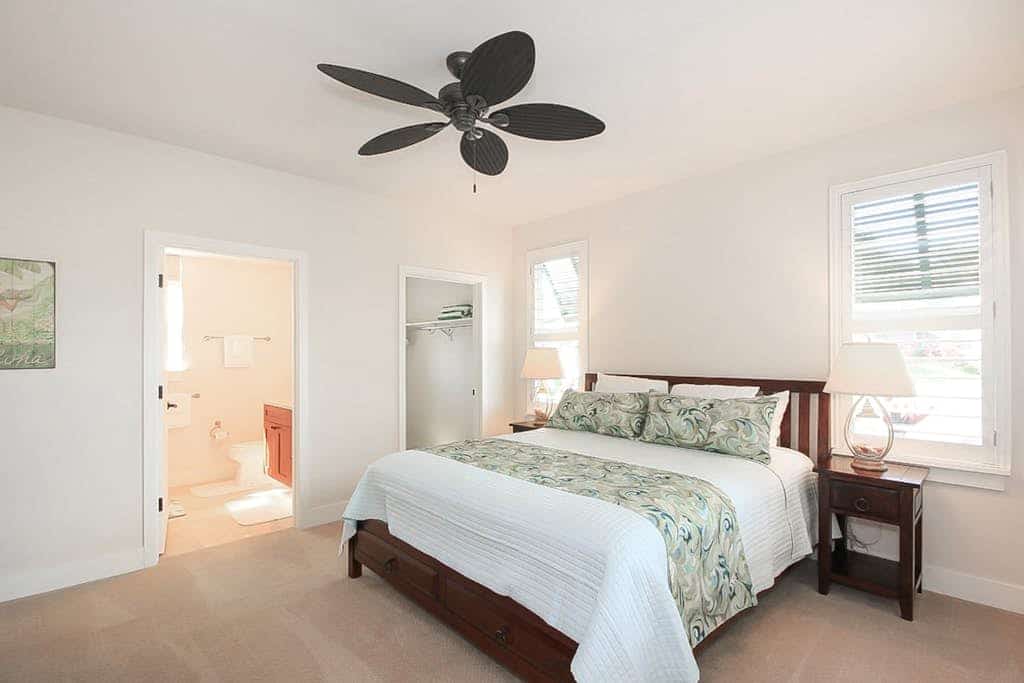 Ground-Floor Condo w/Shared Pool, Hot Tub, Free WiFi, and Central AC