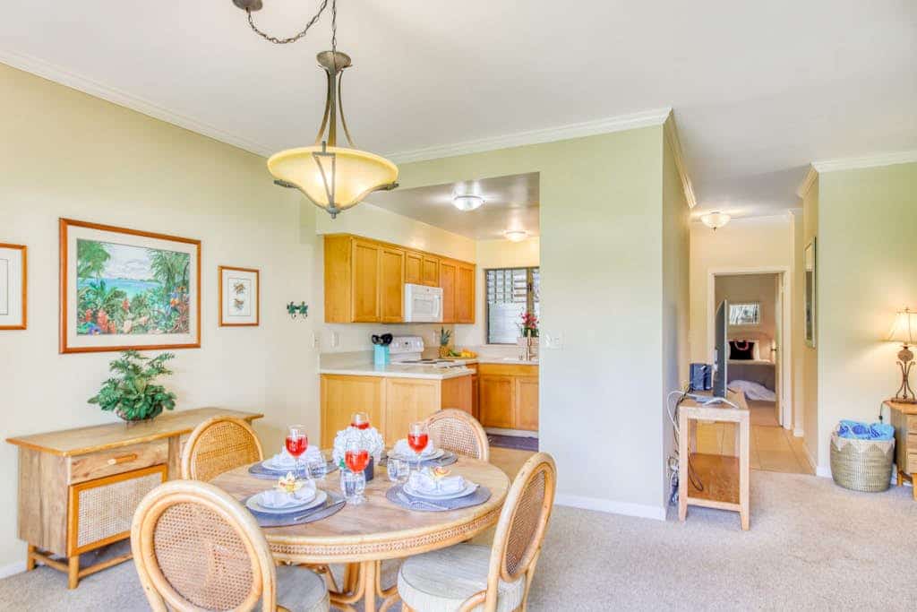 Relaxing condo with WiFi, gorgeous ocean views, shared pool, & more