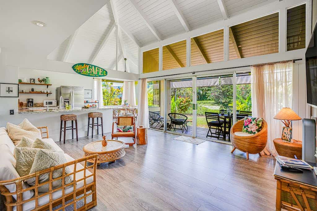 Family-friendly condo w/shared hot tub, outdoor pool, mountain and garden views