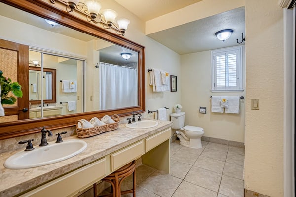 Pono Kai Resort condo with shared pool- just steps away from beach