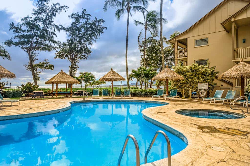 Islander on the Beach 172