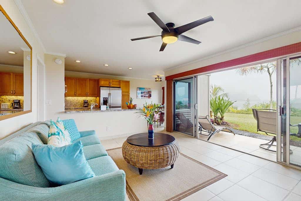 Ground floor oceanfront condo w/private lanai, outdoor pool, hot tub, great view