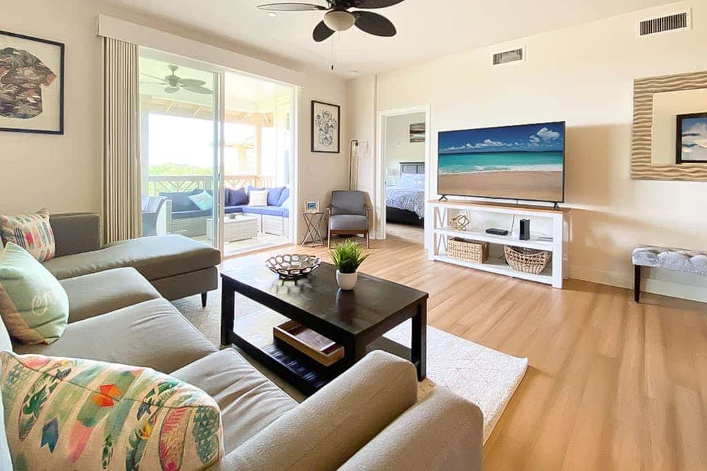 Oceanview Condo w/Athletic Club Access, Shared Pool, Hot Tub, Free WiFi, & A/C