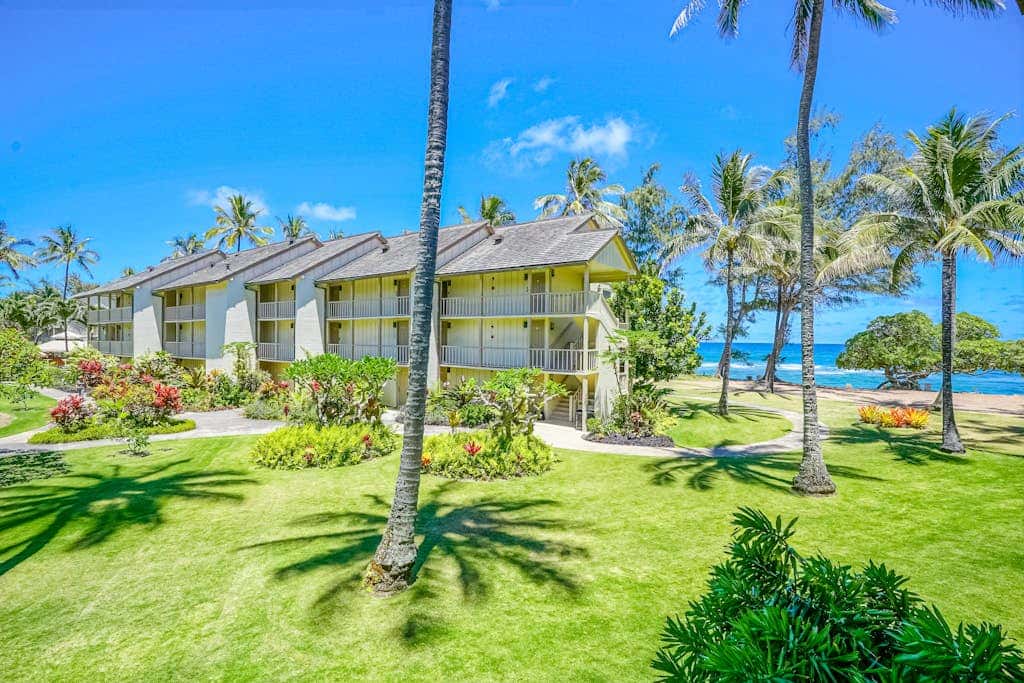 Islander on the Beach 257