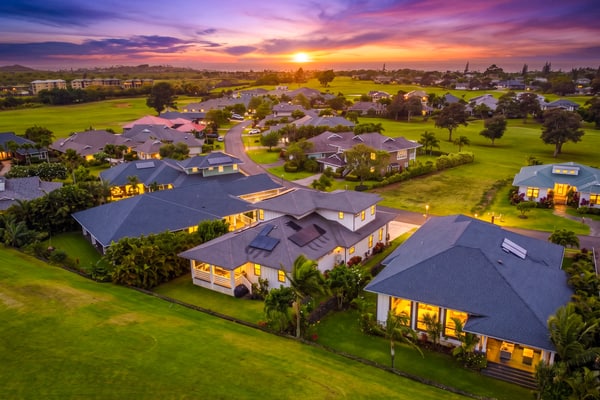 Luxe retreat with hot tub and pool access, private W/D, grill, AC, & gas range