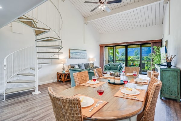 Top floor condo & loft with partial AC, W/D, outdoor pool, hot tub & grills