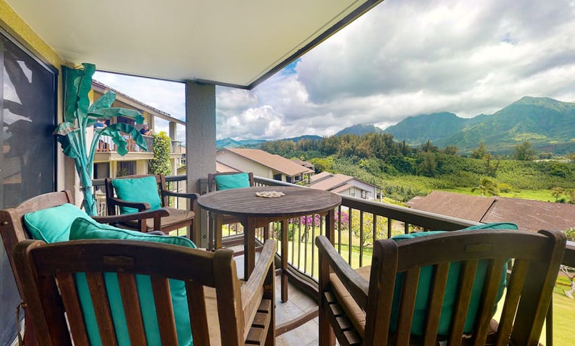 Resort getaway with views of Hanalei Bay, pools & tennis
