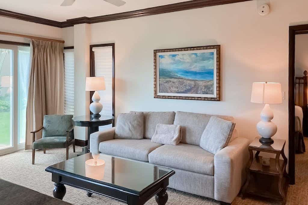 2BD tropical condo steps from the ocean - hot tub, pool, lazy river & gym