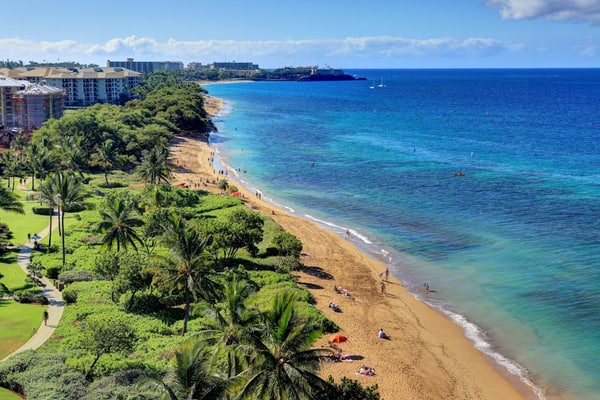Perfect oceanfront escape with resort pool, hot tub & gorgeous views