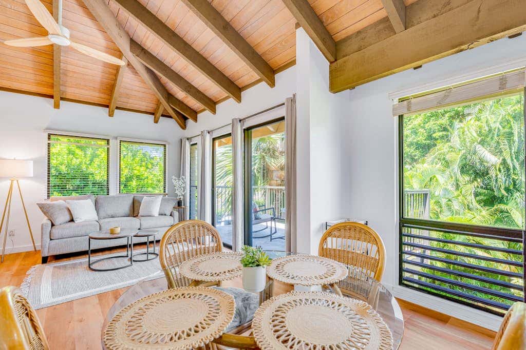 Kahala 924