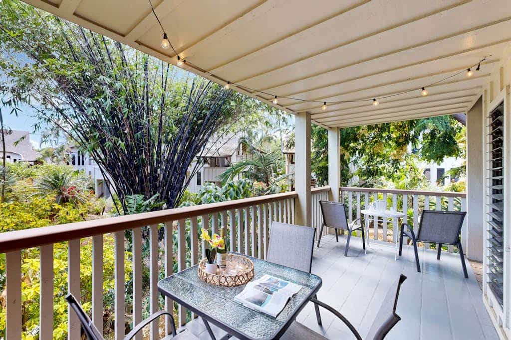 Rare 1k sq ft condo with wraparound lanai & pool, walk to Poipu beaches