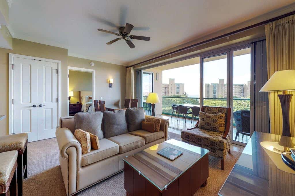 Luxurious Waterfront Retreat w/ Views, Soaking Tub, Pools, Hot Tubs at Honua Kai