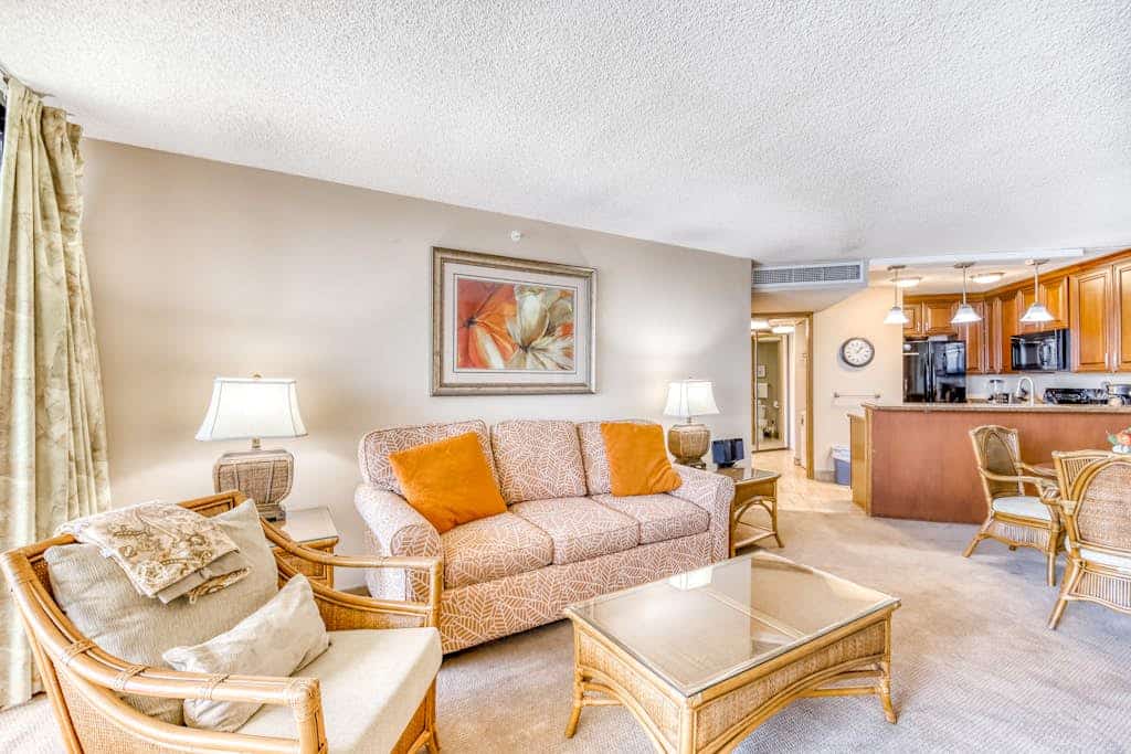 Waterfront Family-Friendly Getaway w/ Beach Access Plus Shared Pools & Hot Tub